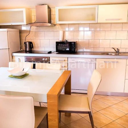 Lepur Apartment Bibinje Buitenkant foto